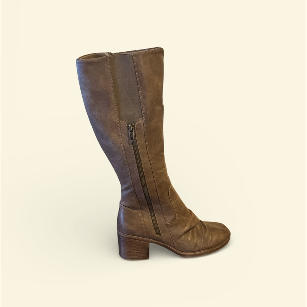 Bare Traps Dalia Brown Heeled Boots